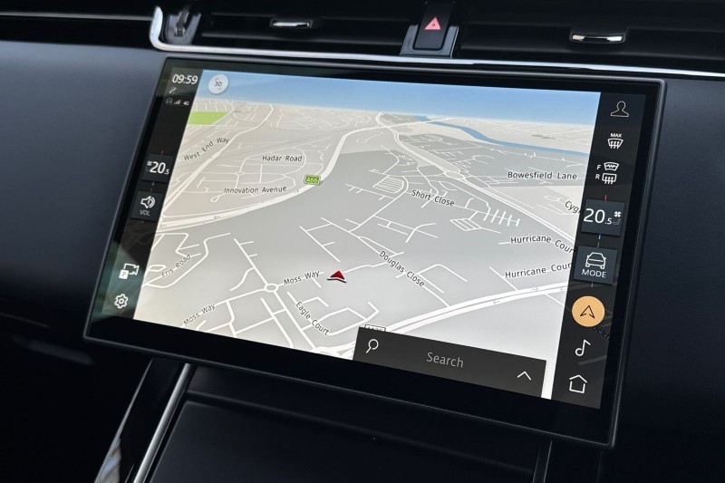 Used Land Rover Range Rover Evoque 2025 for sale - 78165932: Photo 12