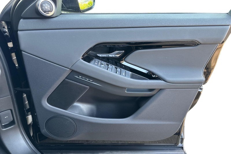 Used Land Rover Range Rover Evoque 2025 for sale - 78165932: Photo 22