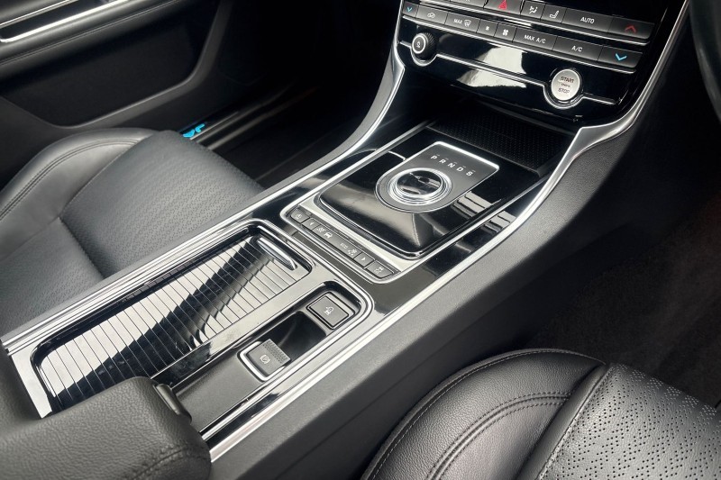 Used Jaguar XF 2020 for sale - 77300568: Photo 13