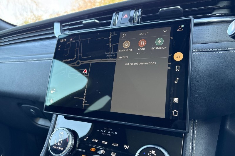 Used Jaguar F-Pace 2024 for sale - 77758767: Photo 11