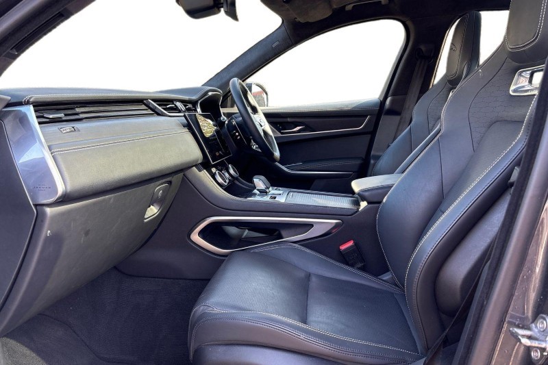 Used Jaguar F-Pace 2024 for sale - 77758767: Photo 3