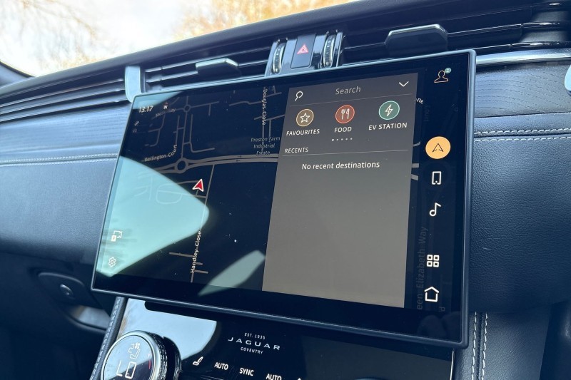 Used Jaguar F-Pace 2024 for sale - 77758767: Photo 32