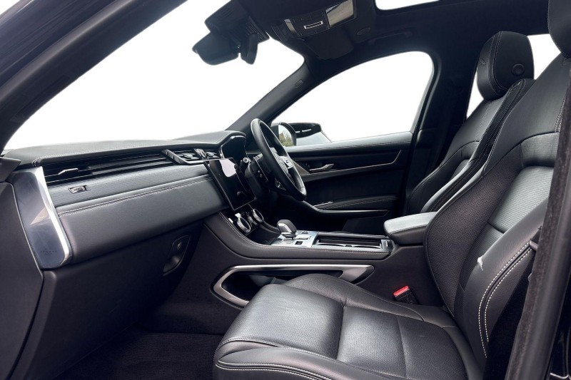 Used Jaguar F-Pace 2023 for sale - 77813032: Photo 3