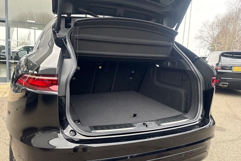 Used Jaguar F-Pace 2023 for sale - 77813032: Photo 42