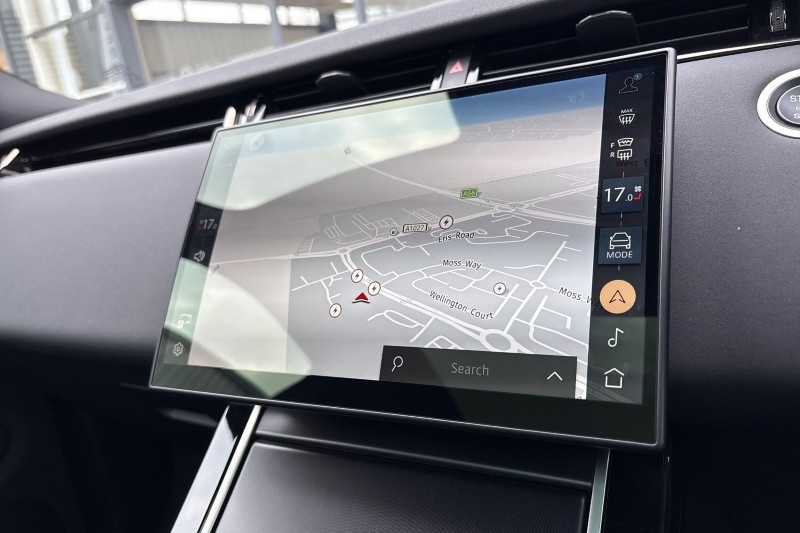 Used Land Rover Range Rover Evoque 2025 for sale - 77950801: Photo 11