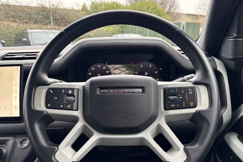 Used Land Rover Defender 2023 for sale - 77997086: Photo 28