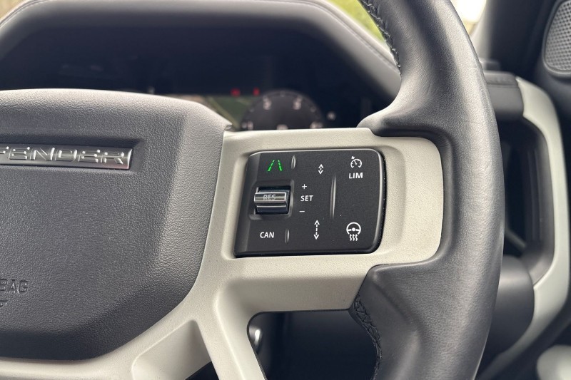 Used Land Rover Defender 2023 for sale - 77997086: Photo 30