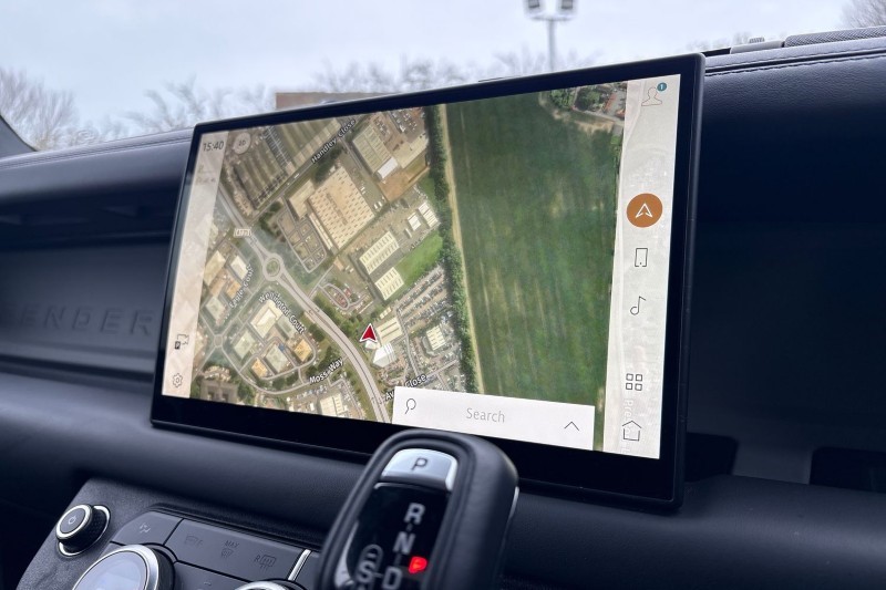 Used Land Rover Defender 2023 for sale - 77997086: Photo 32