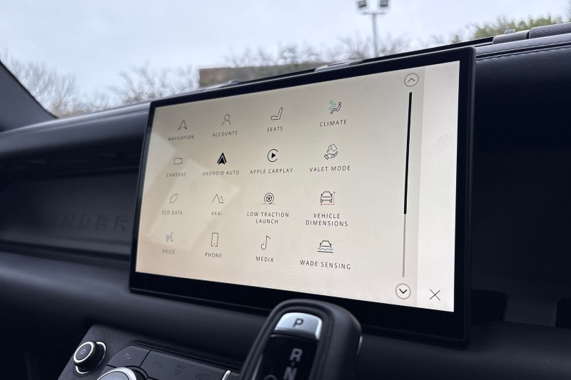 Used Land Rover Defender 2023 for sale - 77997086: Photo 34