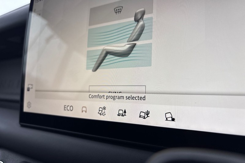 Used Land Rover Defender 2023 for sale - 77997086: Photo 36