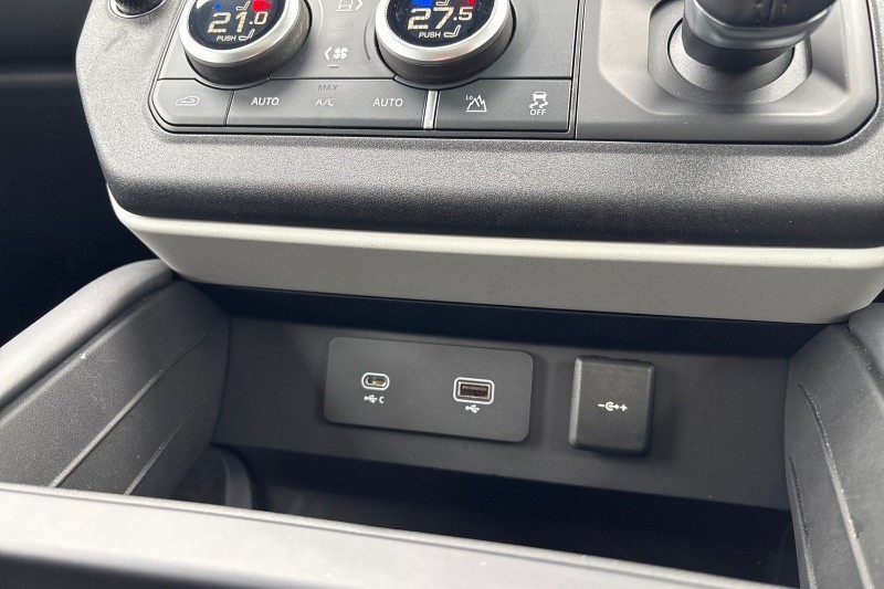 Used Land Rover Defender 2023 for sale - 77997086: Photo 39
