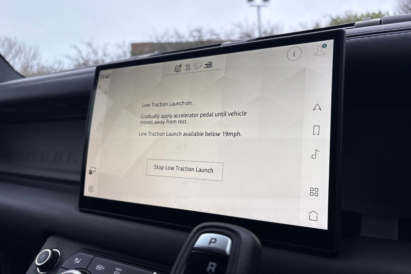 Used Land Rover Defender 2023 for sale - 77997086: Photo 40