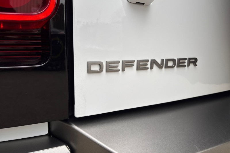 Used Land Rover Defender 2023 for sale - 77997086: Photo 49