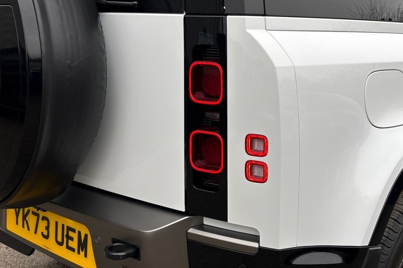 Used Land Rover Defender 2023 for sale - 77997086: Photo 51