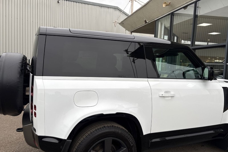 Used Land Rover Defender 2023 for sale - 77997086: Photo 55