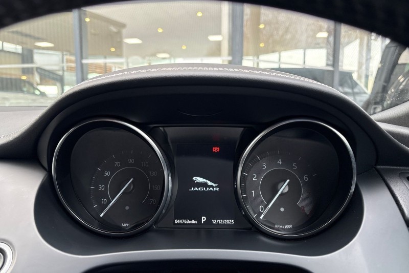 Used Jaguar E-Pace 2019 for sale - 76980828: Photo 16