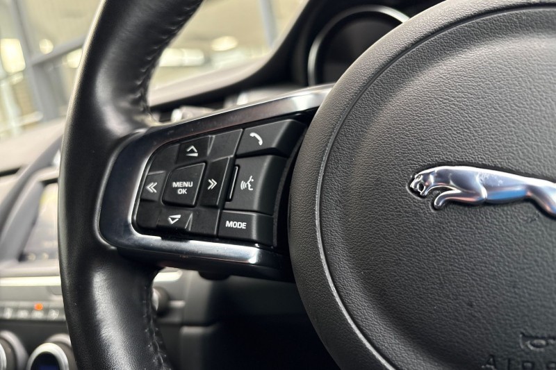 Used Jaguar E-Pace 2019 for sale - 76980828: Photo 28