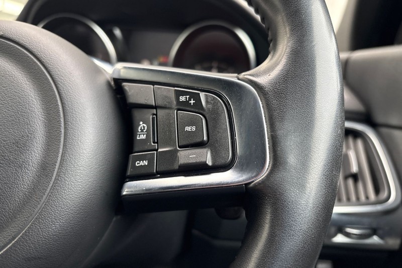 Used Jaguar E-Pace 2019 for sale - 76980828: Photo 29