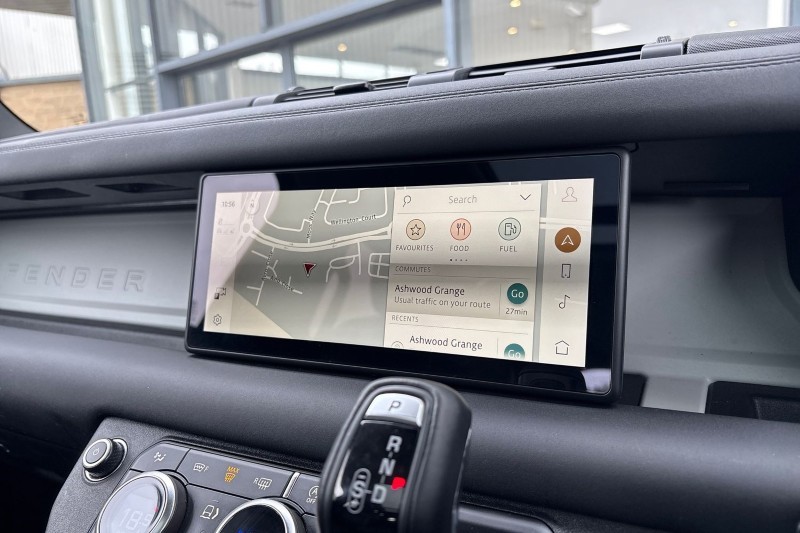 Used Land Rover Defender 2024 for sale - 77965400: Photo 11