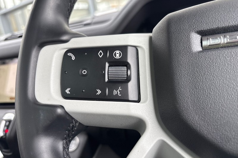 Used Land Rover Defender 2024 for sale - 77965400: Photo 29