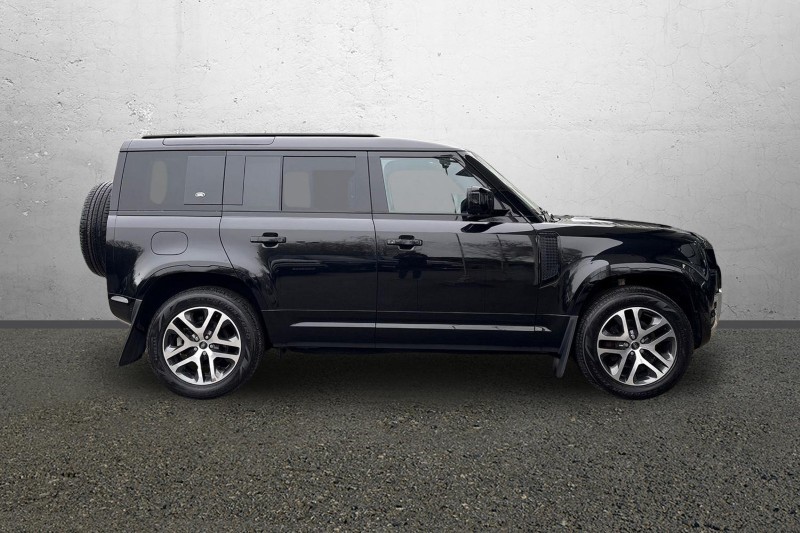 Used Land Rover Defender 2024 for sale - 77965400: Photo 5