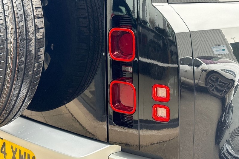 Used Land Rover Defender 2024 for sale - 77965400: Photo 51