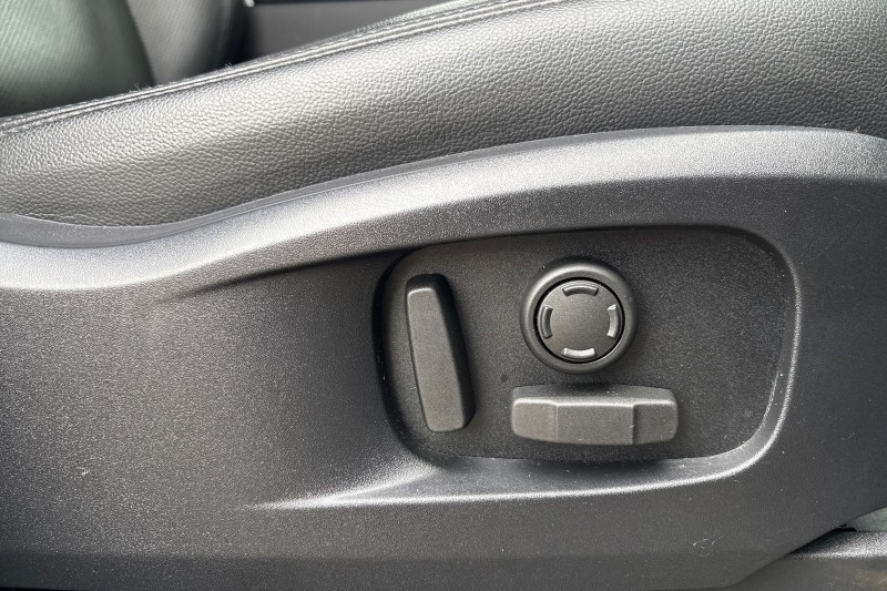 Used Land Rover Defender 2024 for sale - 77965400: Photo 86