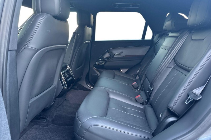 Used Land Rover Range Rover Sport 2023 for sale - 77093898: Photo 4