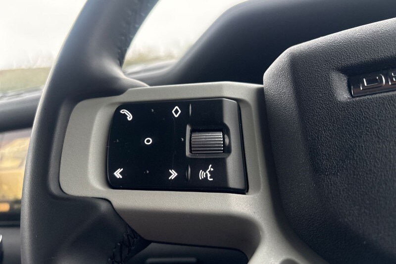 Used Land Rover Defender 2023 for sale - 77554984: Photo 28