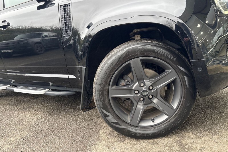 Used Land Rover Defender 2023 for sale - 77554984: Photo 47