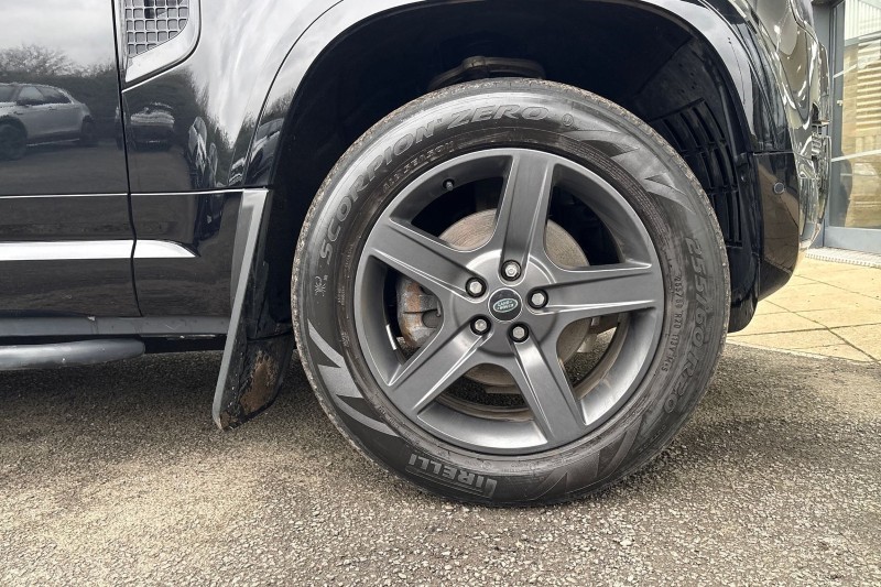 Used Land Rover Defender 2023 for sale - 77554984: Photo 8