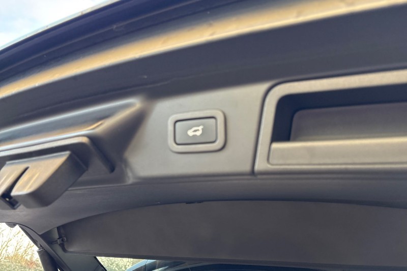 Used Land Rover Range Rover Velar 2022 for sale - 76981235: Photo 43