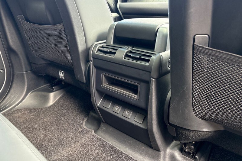 Used Land Rover Defender 2024 for sale - 78090466: Photo 19