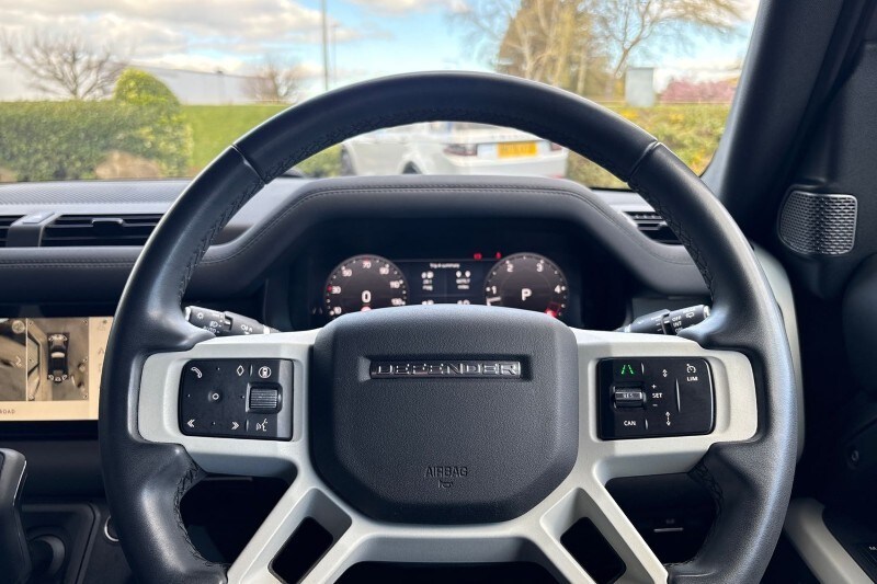 Used Land Rover Defender 2024 for sale - 78090466: Photo 28