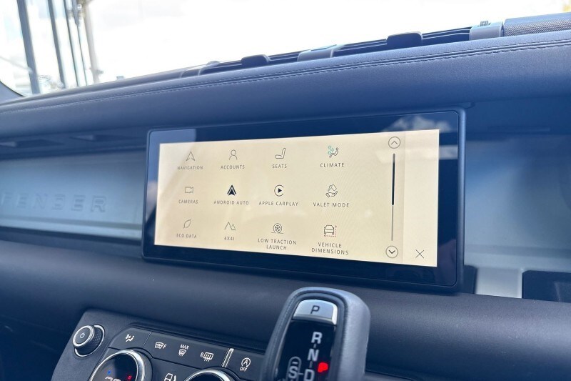 Used Land Rover Defender 2024 for sale - 78090466: Photo 34