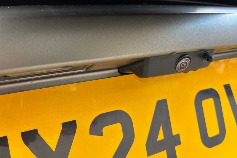 Used Land Rover Defender 2024 for sale - 78090466: Photo 45