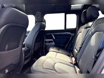 Used Land Rover Defender 2024 for sale - 78090466: Photo
