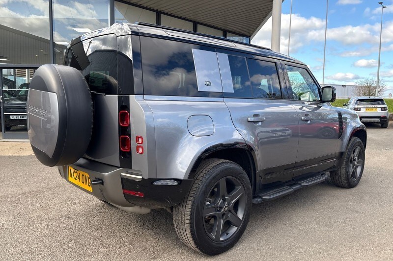 Used Land Rover Defender 2024 for sale - 78090466: Photo 52