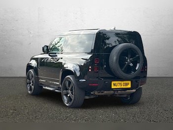 Used Land Rover Defender 2025 for sale - 79251634: Photo