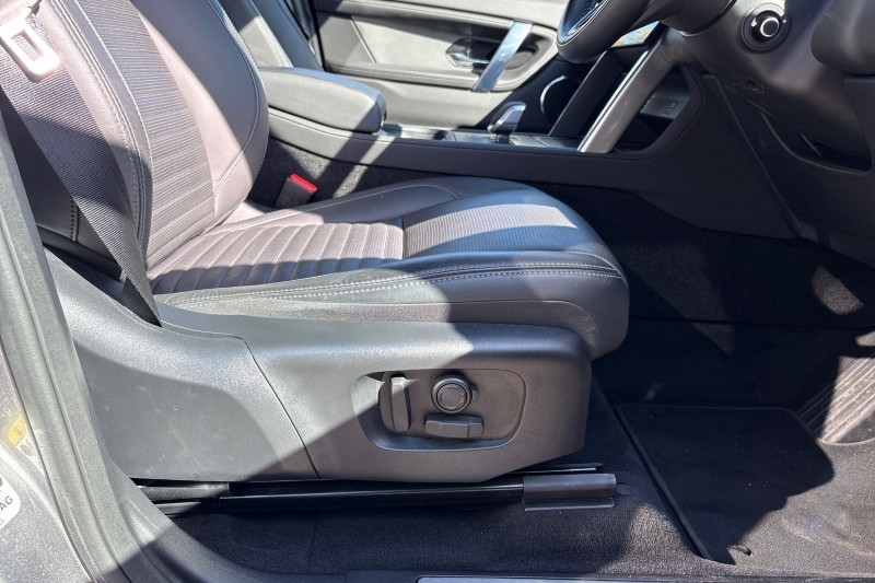 Used Land Rover Discovery Sport 2025 for sale - 76980965: Photo 25