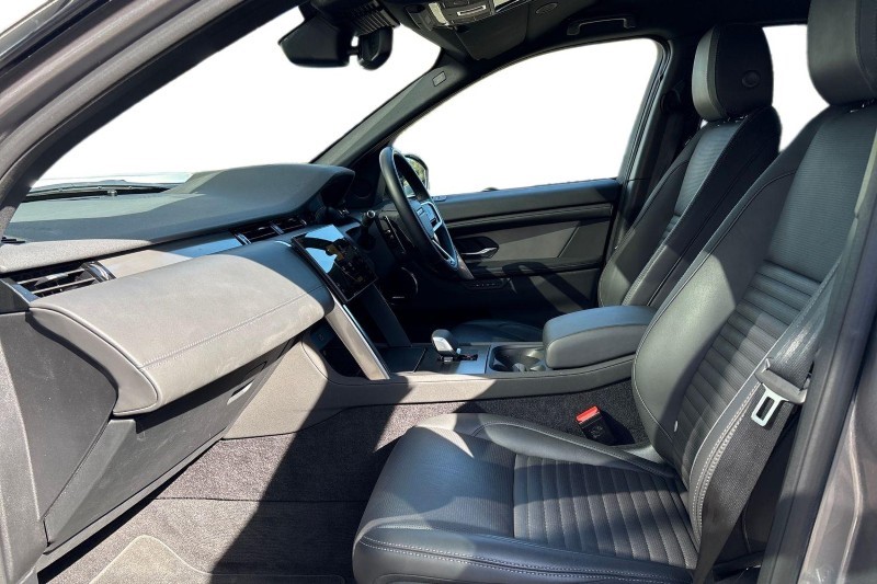 Used Land Rover Discovery Sport 2025 for sale - 76980965: Photo 3