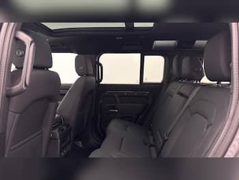 Used Land Rover Defender 2025 for sale - 79652733: Photo