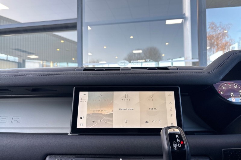 Used Land Rover Defender 2021 for sale - 76982515: Photo 14