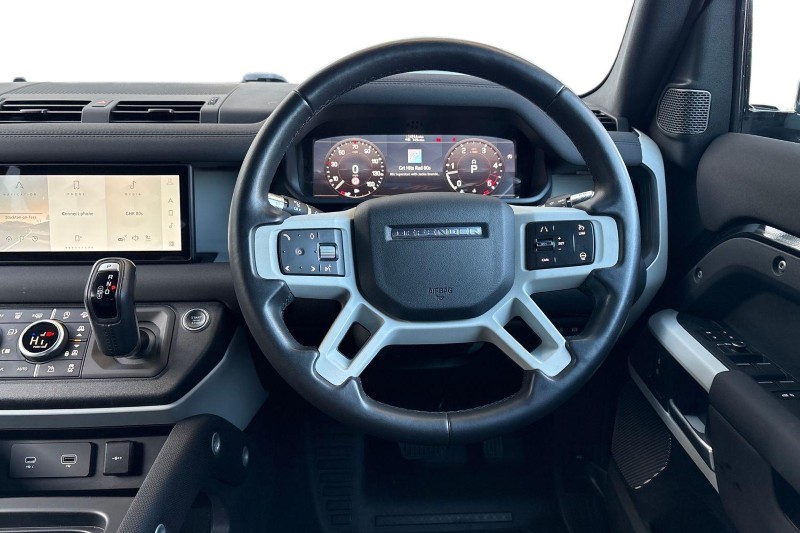 Used Land Rover Defender 2021 for sale - 76982515: Photo 15