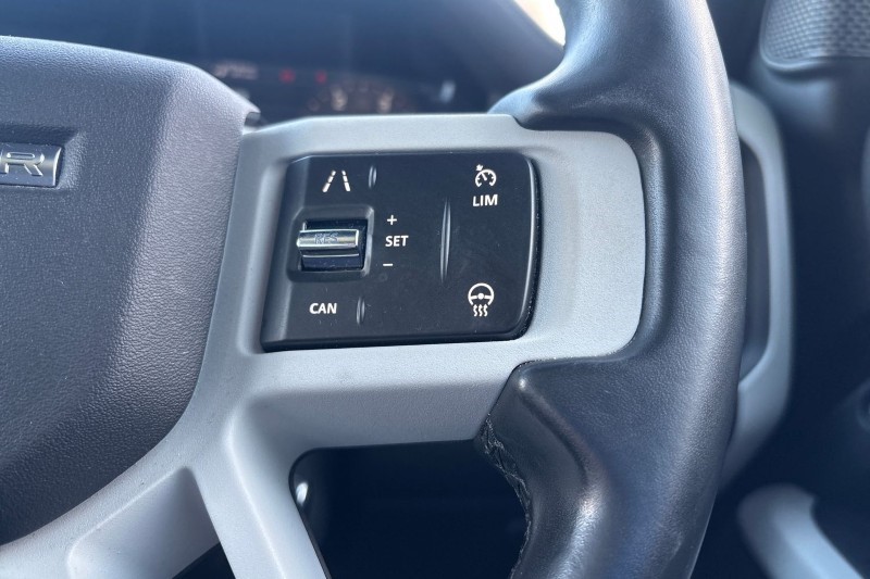 Used Land Rover Defender 2021 for sale - 76982515: Photo 30