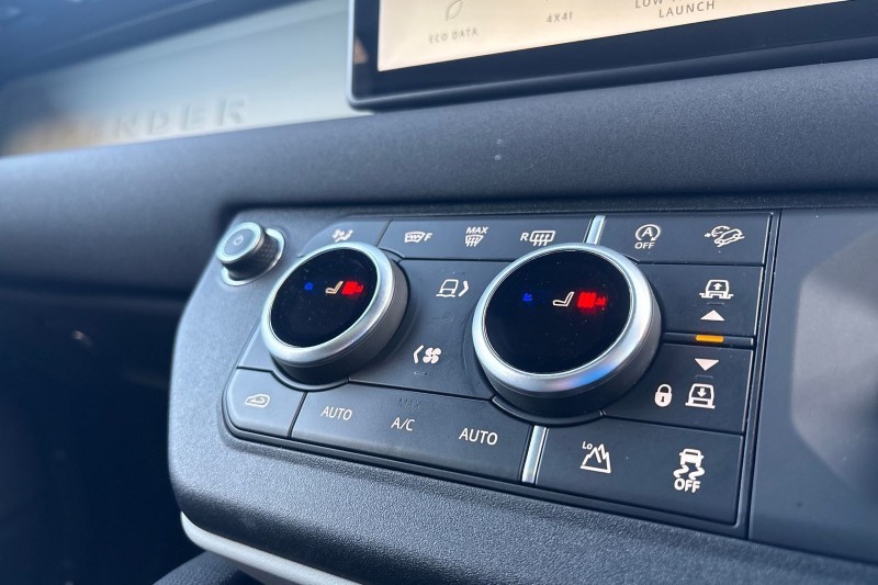 Used Land Rover Defender 2021 for sale - 76982515: Photo 37