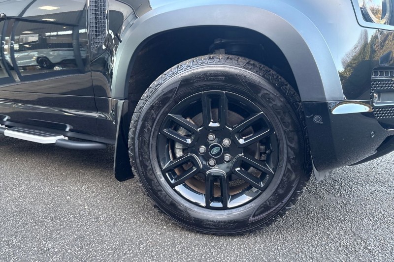 Used Land Rover Defender 2021 for sale - 76982515: Photo 48