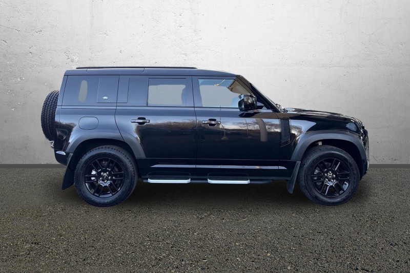 Used Land Rover Defender 2021 for sale - 76982515: Photo 5