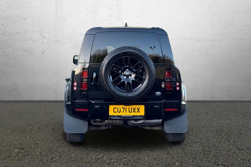 Used Land Rover Defender 2021 for sale - 76982515: Photo 6