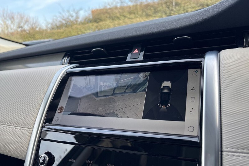 Used Land Rover Discovery Sport 2022 for sale - 77945581: Photo 12